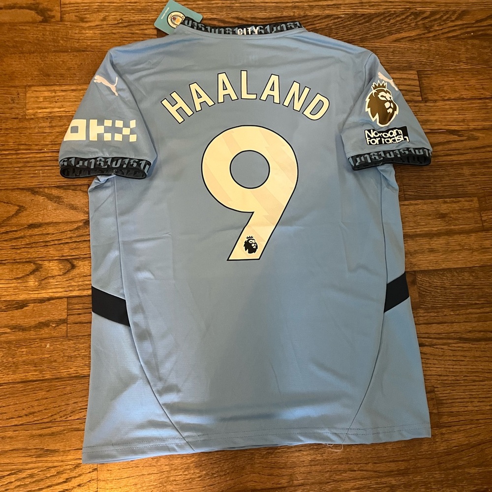 Haaland Manchester City 2024/2025 Soccer Jersey - Picture 2 of 6